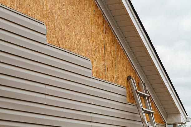 Trusted Emergency Siding Repair service in Deer Park, IL - Squared Siding